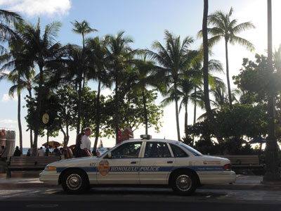 2009-01-22-HAWAII-013.jpg - パトカーが珍しくて1枚。